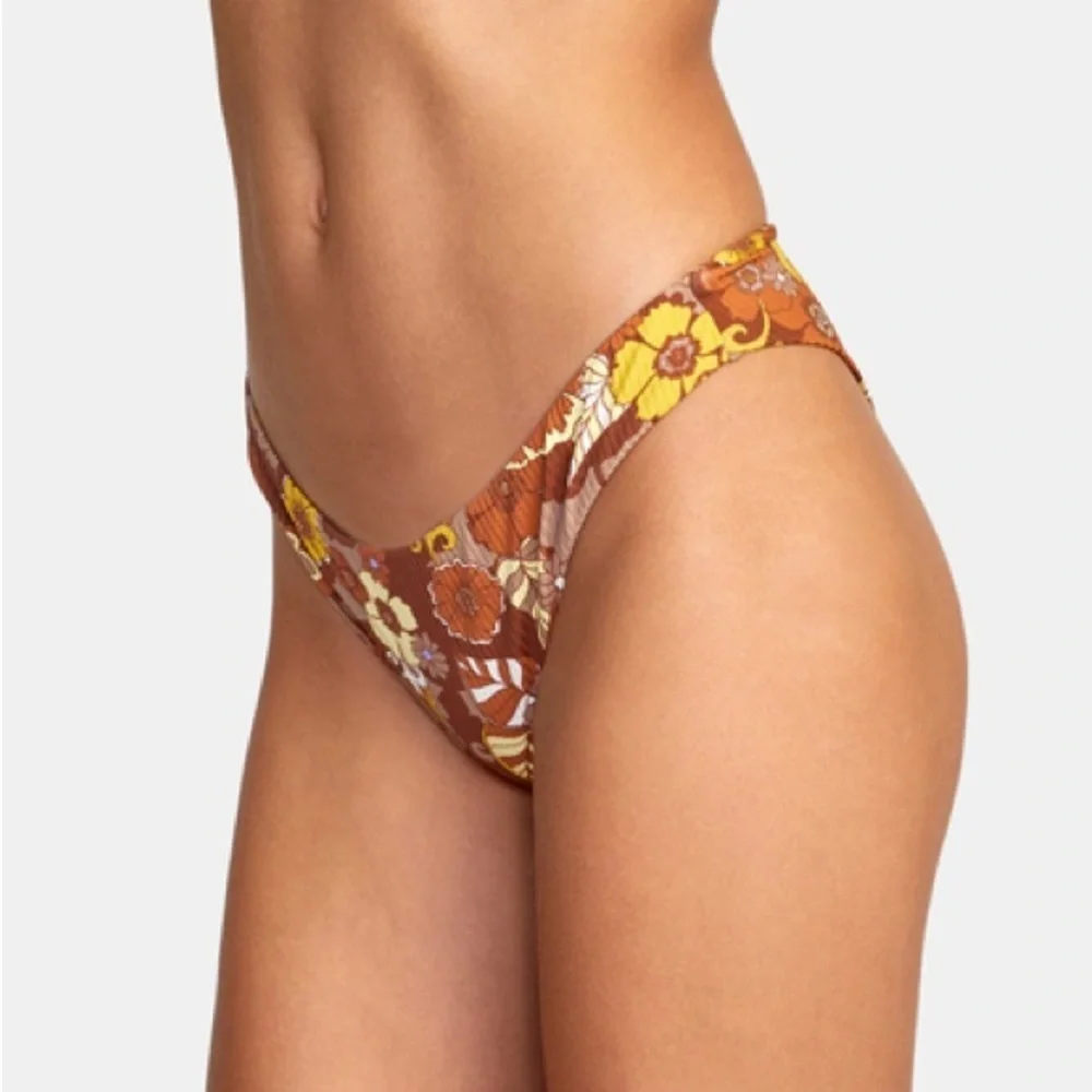 ☀️BILLABONG☀️ RVCA☀️ TANLINES CECI TRI EARTH BLOOM CHEEKY BIKINI SET